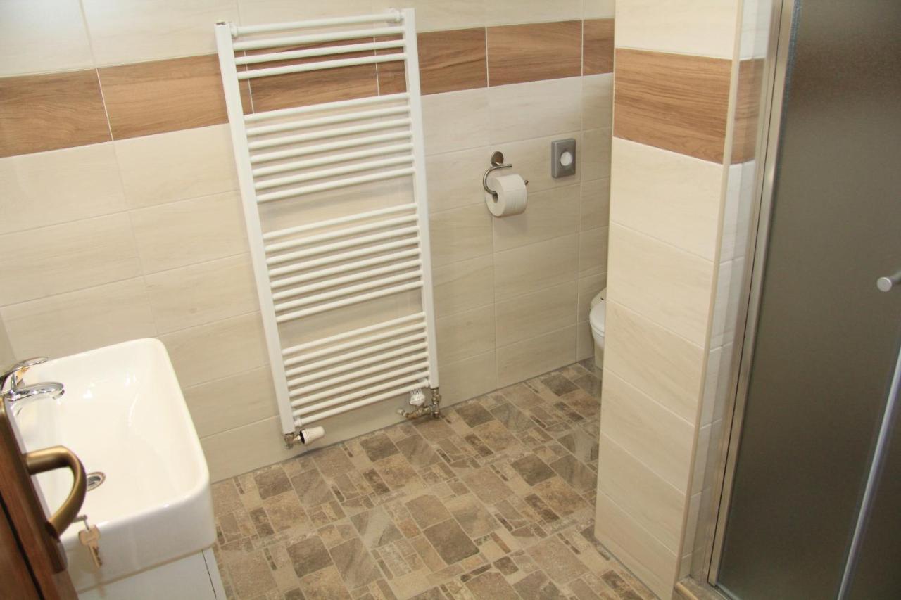 Apartmany Hujer 2 波切尼斯 外观 照片